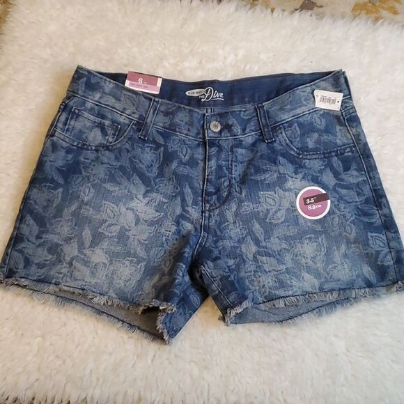 Old Navy Diva Floral Frayed-Hem 3.5 Inseam 5- Pocket Denim Jean Short size 6 - Picture 1 of 8